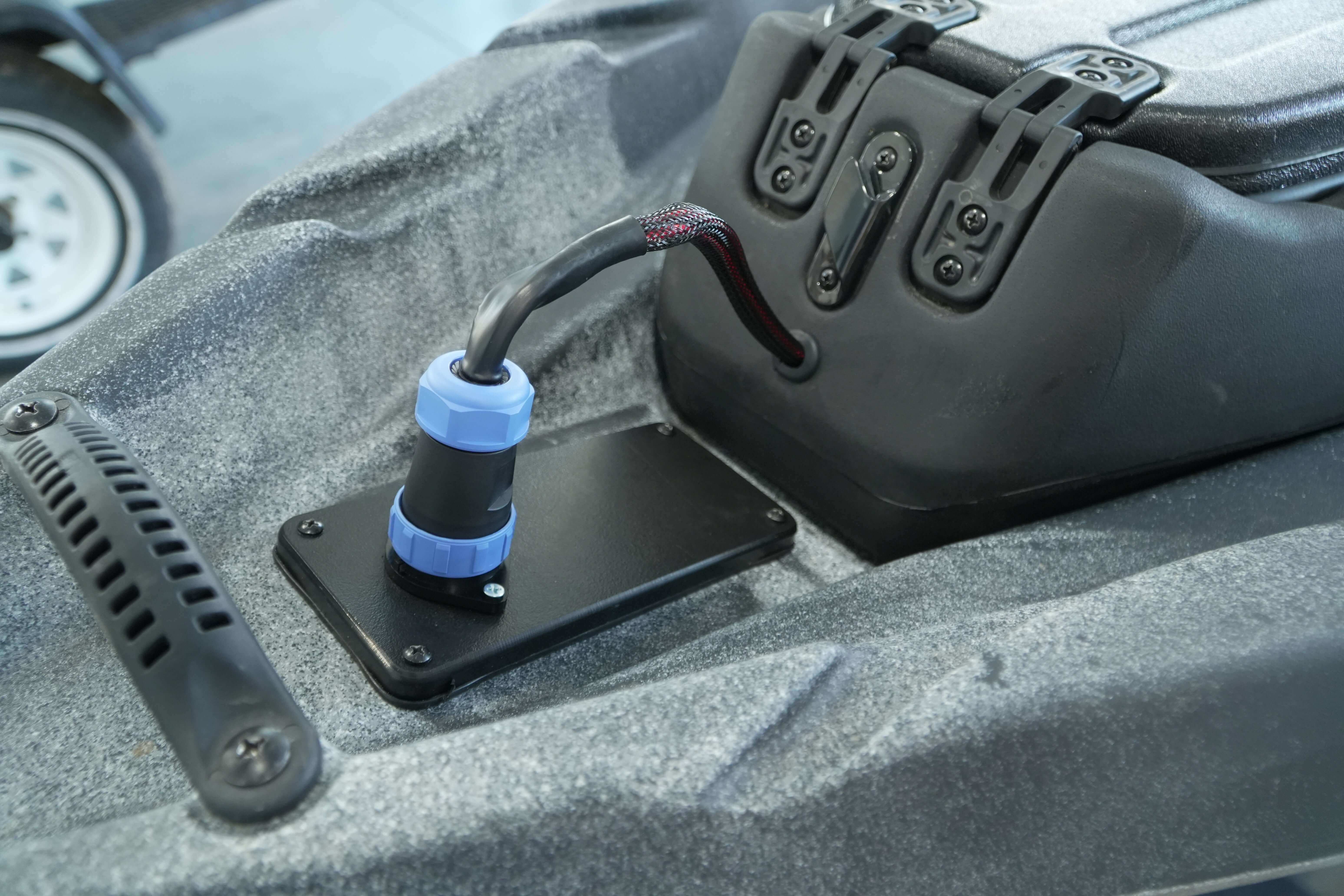 5 Circuit Heavy Duty, Waterproof, Quick Disconnect Kit - Panel Mount and Harness (YP-QD5) - Image 3
