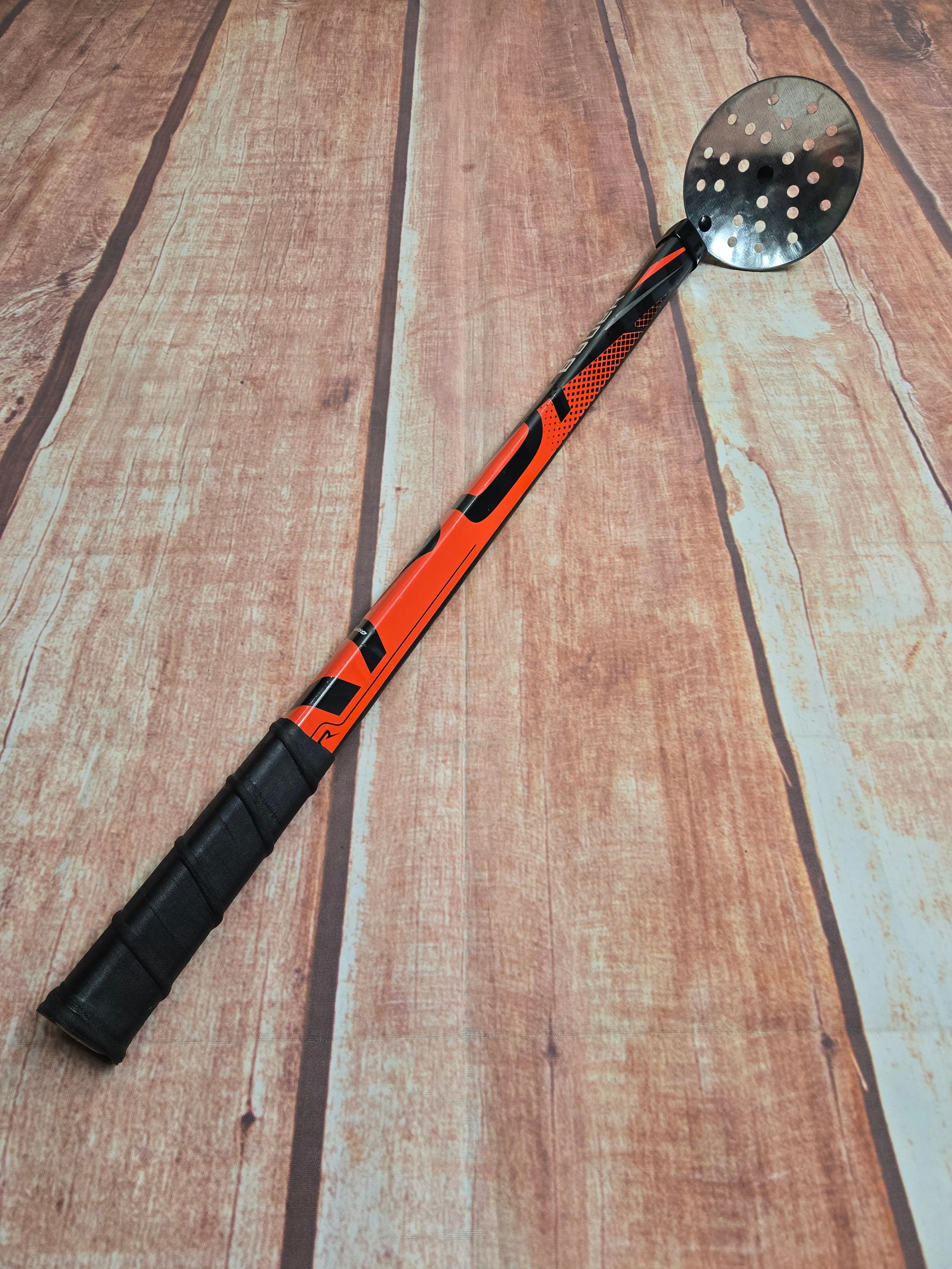 Five-Hole Ice Scoop (long) - Bauer Stick - Image 2