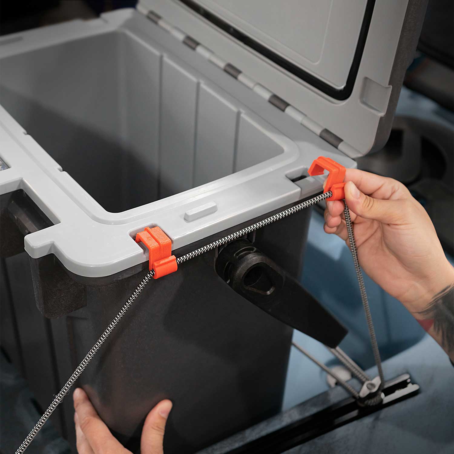 Versa Bungee Clips (4 pk) - Image 3